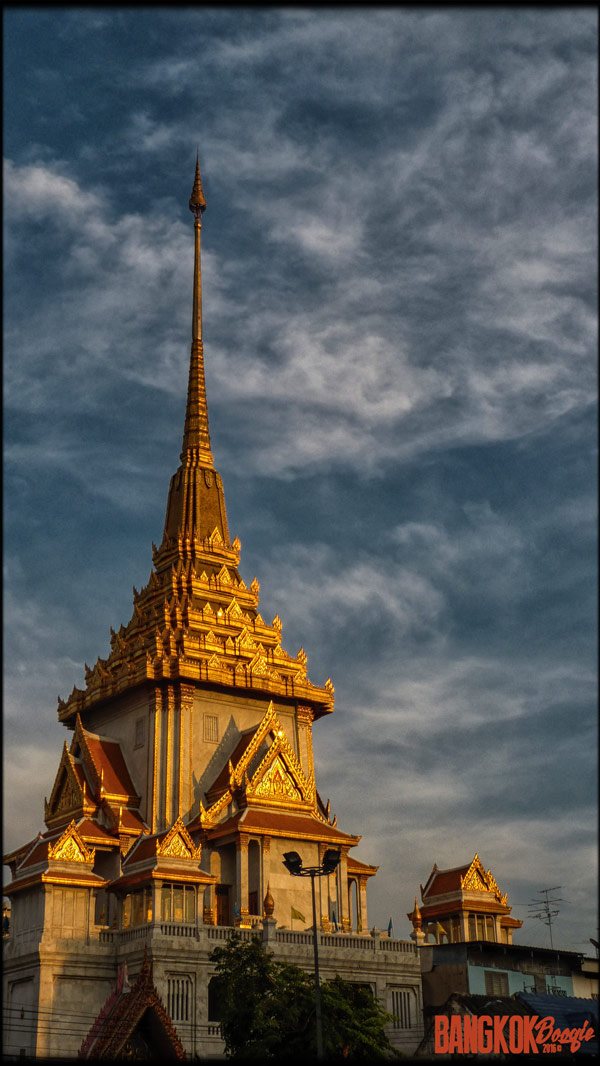 Wat traimit chinatown bangkok temple du bouddha d'or